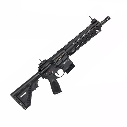 Karabinek Heckler & Koch MR223 A3 – widok ogólny pod kątem, pełna sylwetka broni