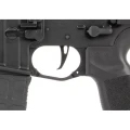Karabinek Sig Sauer M400 Tread v2 16" - zbliżenie na spust i bezpiecznik