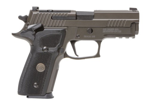 Pistolet Sig Sauer P229 Legion - widok z lewej strony
