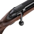 Sztucer Mauser M18 Pure Max - zbliżenie na czoło zamka z bezpiecznikiem