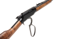 Karabin Savage REVEL Classic - zbliżenie na otwartą dźwignię przeładowania