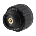 HIKMICRO L940 940 nm – iluminator laserowy w ujęciu pod kątem z widocznym gwintem montażowym i stykami