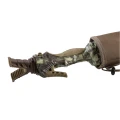 Pokrowiec na forkiet Primos Trigger Stick Scabbard - zbliżenie na głowicę V-rest wysuniętą z pokrowca, inne ujęcie