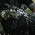 Kolimator Vortex Crossfire Red Dot z montażem na broni