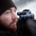 Lornetka Vortex Triumph HD 10x42 podczas obserwacji