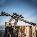 Karabin z lunetą Vortex Strike Eagle 1-8x24 FFP 30 mm EBR-8