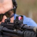 Kolimator Primary Arms SLx RS-10 1x23 Mini Reflex 3 MOA - zamontowany na karabinie