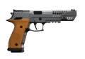 Pistolet sportowy Steyr ATc 6" Rock 9x19 - widok z lewej strony, pomarańczowy chwyt