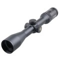 Luneta Vector Optics Continental x6 1.5-9x42 SFP Hunting - widok ogólny z ukosa, obiektyw z lewej, okular z nastawnią z prawej, pokrętło regulacji