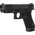 Pistolet Glock 17 Gen. 6 OR – widok z przodu z widocznymi oznaczeniami na zamku