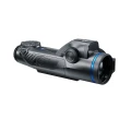 Pulsar Trail 3 LRF XR50 luneta termowizyjna z prawej perspektywy, widoczne pokrętło regulacji i gładka czarna obudowa.