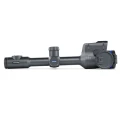 Pulsar Thermion 2 XQ50 Pro LRF z prawego profilu, z widoczną otwartą klapką obiektywu oraz oznaczeniem Thermion 2.