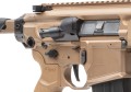 Karabinek Sig Sauer MCX Spear LT 16" - zbliżenie na komorę zamkową i mechanizm spustowy