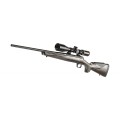 Sztucer Browning X-Bolt Composite SF Brown – widok ze skrótu, brązowa kolba i gwintowana lufa