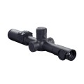 Celownik noktowizyjny PARD Night Stalker 4K Mini LRF widok na prawy bok od przodu