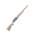 Browning Maral 4X Limited Edition Autumn THR (Baskila+lufa) - zbliżenie na grawerowaną komorę zamkową i kolbę z drewna klasy Baskila w jasnym odcieniu
