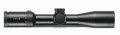 Luneta celownicza Leica Fortis6 1,8-12x42i L-4a szyna - widok z boku, napis LEICA na obiektywie, szyna montażowa