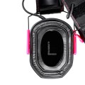 Ochronniki słuchu aktywne RealHunter Active ProSHOT QuadTAC devil pink - lewa czasza, zbliżenie