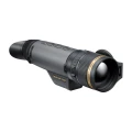 Termowizor Pulsar Telos XT50 LRF widok na prawy bok od przodu