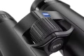 Lornetka Zeiss Victory SFL 10x50 - zbliżenie na ryflowane pokrętło centralnej regulacji ostrości