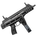 Beretta PMXs — widok z lewej pod kątem, szyna Picatinny i chwyt pistoletowy