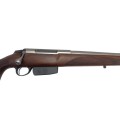 Sztucer Tikka T3x Varmint Stainless - zbliżenie na komorę zamkową i kabłąk spustowy