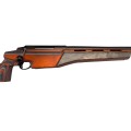 Sztucer Tikka T3x Sporter ST - zbliżenie na łoże i mechanizm z pomarańczową kolbą
