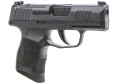 Pistolet Sig Sauer P365 OR - widok z prawej strony, zbliżenie na oznaczenia producenta