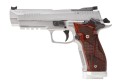 Pistolet Sig Sauer P226 X5 CLASSIC - widok z prawej strony