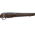Sztucer Tikka T3x Hunter - zbliżenie na przednią część łoża i lufę od lewej strony
