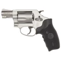 Rewolwer Smith&Wesson 637 Crimson Trace Lasergrip - widok z lewej strony