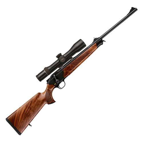 Sztucer Blaser R8 Standard – widok z lewej strony z lunetą, pełna sylwetka broni