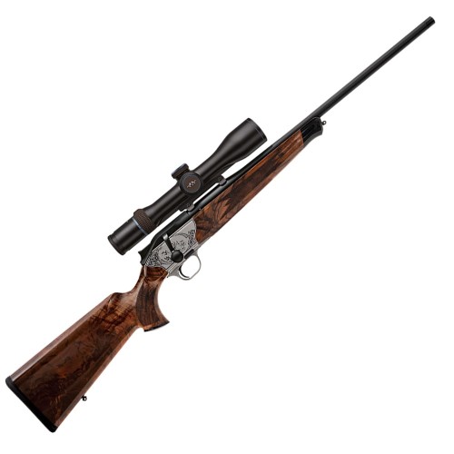 Sztucer Blaser R8 Luxus – widok z lewej strony z lunetą, pełna sylwetka